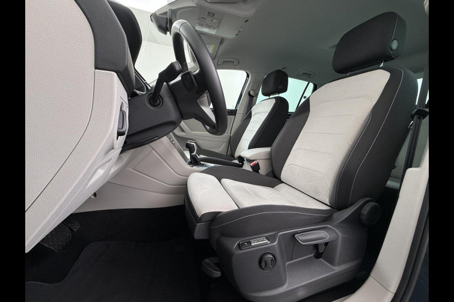 Volkswagen Tiguan 1.4 TSI eHybrid PHEV VAN: 30.900,- VOOR: 28.877,- UW WKVOORDEEL: 2.023,- | ELEK. ACHTERKLEP| STOEL MASSAGE| STOEL + STUURVERWARMING| PARKEERSENS. VOOR EN ACHTER| RIJKLAARPRIJS INCL. 12 MND BOVAG GARANTIE