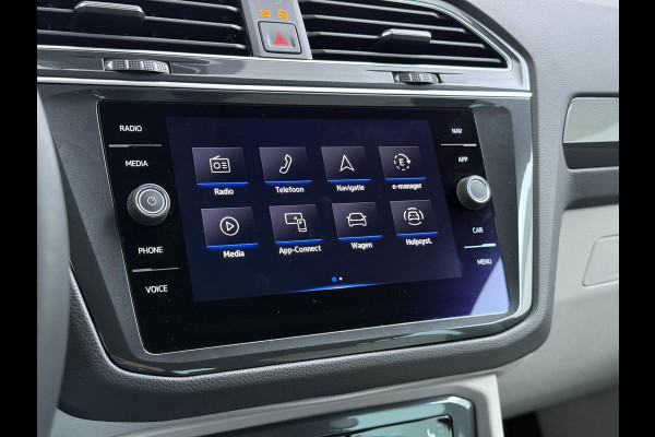 Volkswagen Tiguan 1.4 TSI eHybrid PHEV VAN: 30.900,- VOOR: 28.877,- UW WKVOORDEEL: 2.023,- | ELEK. ACHTERKLEP| STOEL MASSAGE| STOEL + STUURVERWARMING| PARKEERSENS. VOOR EN ACHTER| RIJKLAARPRIJS INCL. 12 MND BOVAG GARANTIE