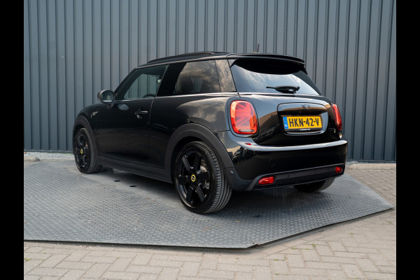 MINI Electric MINI Yours 33 kWh | Leder | Pano | Head Up | Harman/Kardon | Keyless | Camera | Prijs Rijklaar!!