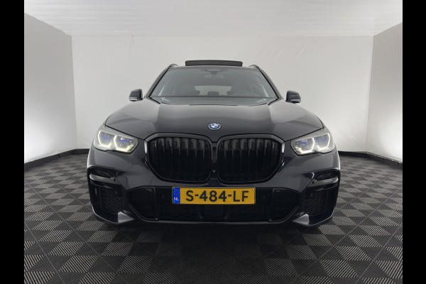 BMW X5 xDrive45e M-Sportpack High Executive (Plug-In) {SoH-91%} (INCL-BTW) *PANO | LEATHER | LASER-LED | HARMAN/KARDON | MEMORY-PACK | TOPVIEW | ADAPTIVE-CRUISE | BLINDSPOT | DIGI-COCKPIT | PRIVACY-GLASS | SHIFTPADDLES | HEAD-UP | TOWBAR | 22''A