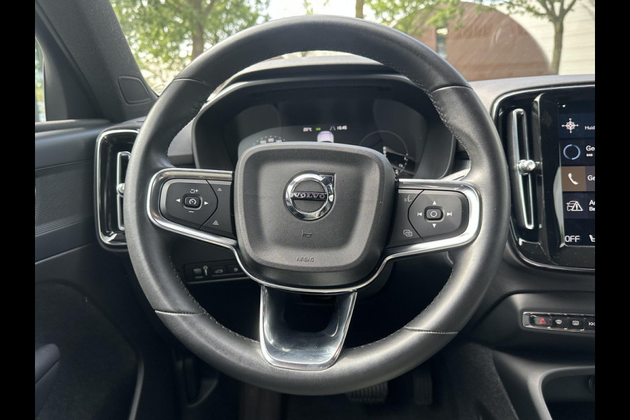Volvo XC40 1.5 T4 Plug-in hybrid Core Bright VAN: 34.900,- VOOR: 32.877,- UW WKVOORDEEL: 2.023,- | BOMVOL! | STOEL + STUURVERWARMING |ELEK. TREKHAAK | KEYLESS | DODEHOEK | ADAP. CRUISE | CAMERA | ELEK. ACHTERKLEP | DRAADLOZE TEL LADER | RIJKLAAR! MET 12 MND BOVAG GARANTIE | DEALER ONDERHOUDEN