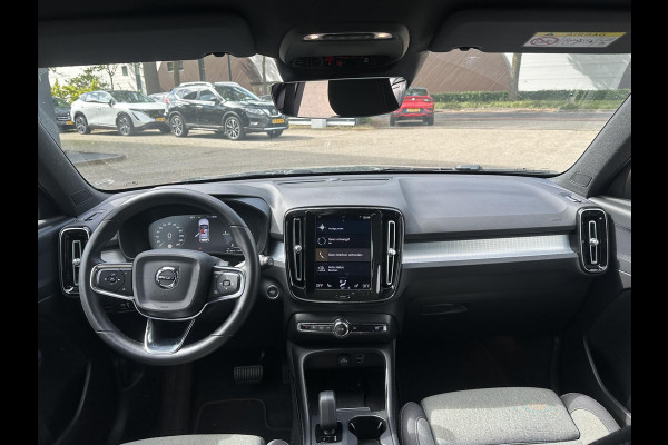Volvo XC40 1.5 T4 Plug-in hybrid Core Bright VAN: 34.900,- VOOR: 32.877,- UW WKVOORDEEL: 2.023,- | BOMVOL! | STOEL + STUURVERWARMING |ELEK. TREKHAAK | KEYLESS | DODEHOEK | ADAP. CRUISE | CAMERA | ELEK. ACHTERKLEP | DRAADLOZE TEL LADER | RIJKLAAR! MET 12 MND BOVAG GARANTIE | DEALER ONDERHOUDEN