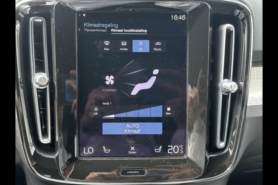 Volvo XC40 1.5 T4 Plug-in hybrid Core Bright VAN: 34.900,- VOOR: 32.877,- UW WKVOORDEEL: 2.023,- | BOMVOL! | STOEL + STUURVERWARMING |ELEK. TREKHAAK | KEYLESS | DODEHOEK | ADAP. CRUISE | CAMERA | ELEK. ACHTERKLEP | DRAADLOZE TEL LADER | RIJKLAAR! MET 12 MND BOVAG GARANTIE | DEALER ONDERHOUDEN