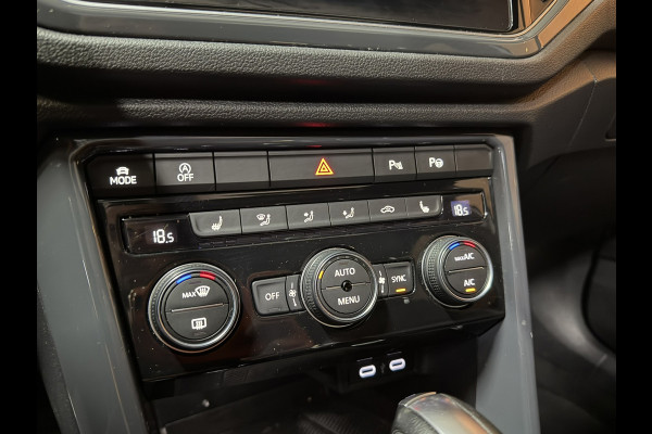 Volkswagen T-Roc 1.5 TSI Sport Business R|Automaat|ACC|Pano|19" Zwarte Velgen|Trekhaak 1.500kg|Blindspot|Keyless|Rijklaar
