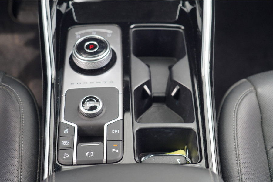 Kia Sorento 1.6 T-GDI Hybrid 2WD DynamicPlusLine 7p. / Incl. BTW / Pano / 125dkm NAP / Bose Audio / Stoelverw.