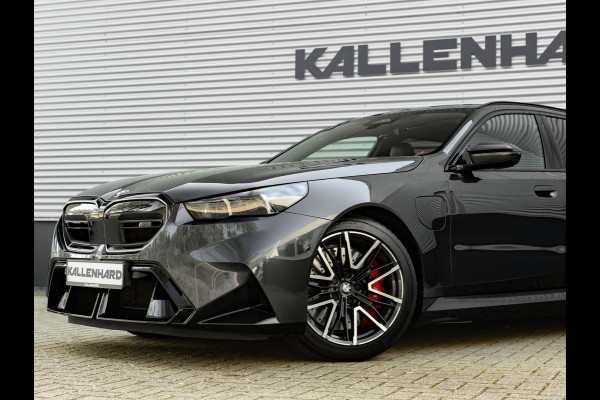 BMW 5 Serie Touring M5 - Pano - Bowers & Wilkins - Trekhaak - M-Driver's Pack