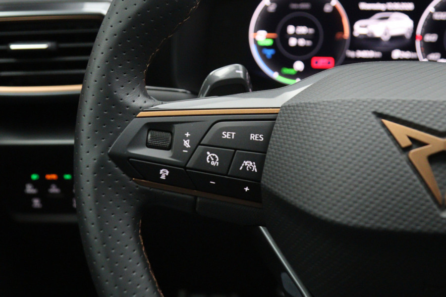 CUPRA Formentor 1.4 e-Hybrid VZ 245 PK Performance PHEV, Trekhaak, Keyless, 360 Camera, Memory, Winterpakket