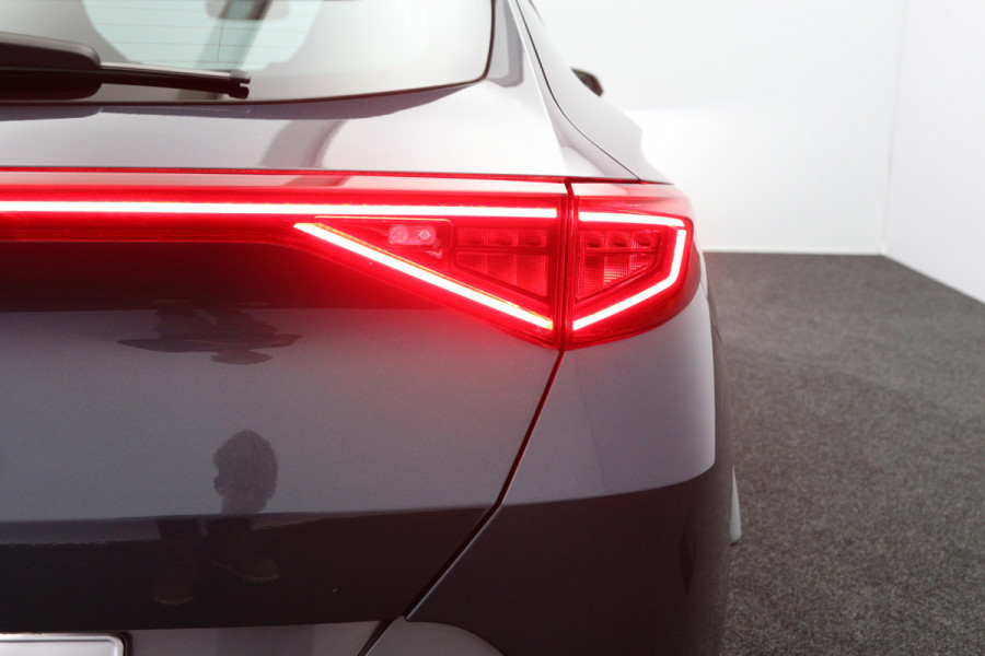CUPRA Formentor 1.4 e-Hybrid VZ 245 PK Performance PHEV, Trekhaak, Keyless, 360 Camera, Memory, Winterpakket