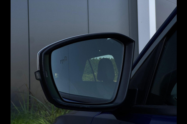 Volkswagen T-Roc 2.0 TSI R 4Motion M22 PANO | LEDER | ACC | ECC | SPORTVELGEN | NAVI