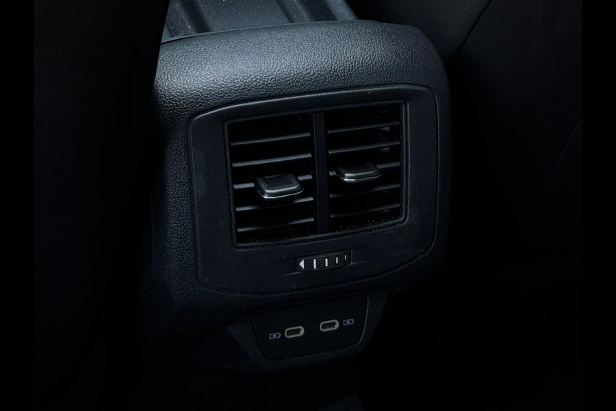 Volkswagen T-Roc 2.0 TSI R 4Motion M22 PANO | LEDER | ACC | ECC | SPORTVELGEN | NAVI