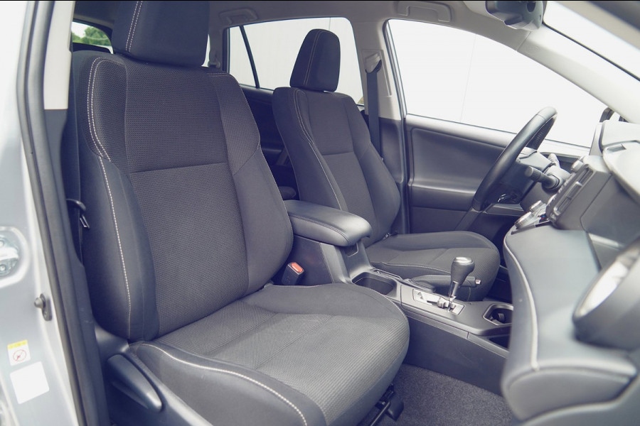Toyota RAV4 2.5 Hybrid Dynamic / Trekhaak / Camera / Stoelverwarming / Bearlock / Climate