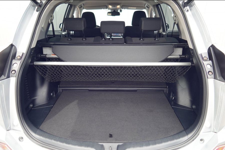 Toyota RAV4 2.5 Hybrid Dynamic / Trekhaak / Camera / Stoelverwarming / Bearlock / Climate