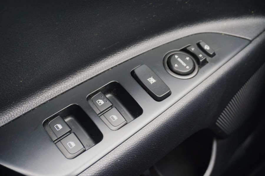 Kia Stonic 1.0 T-GDi DynamicPlusLine/Dealeronderhouden/ Camera/Navigatie.