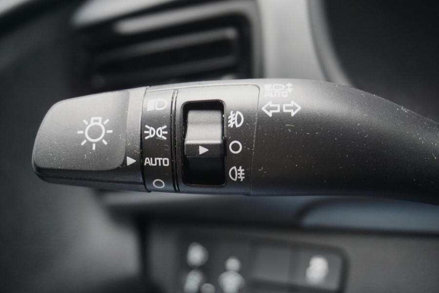 Kia Stonic 1.0 T-GDi DynamicPlusLine/Dealeronderhouden/ Camera/Navigatie.