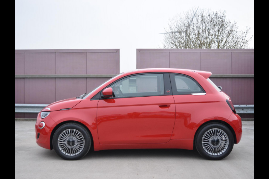 Fiat 500 Hybrid Torino Launch Edition | Clima | Carplay | PDC | Priv Glass | Rosso Passione