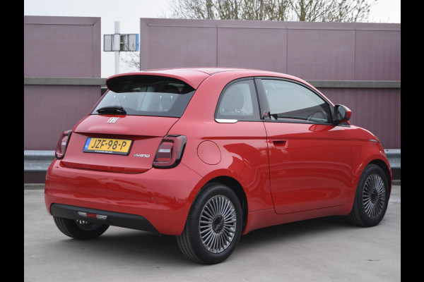 Fiat 500 Hybrid Torino Launch Edition | Clima | Carplay | PDC | Priv Glass | Rosso Passione