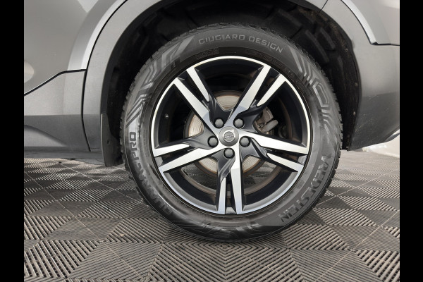 Volvo XC40 1.5 T3 R-Design *PANO | LEATHER-MICROFIBRE | FULL-LED | HARMAN/KARDON | HEATED-SPORTSEATS | DIGI-COCKPIT | NAVI-FULLMAP | ECC | PDC | CRUISE | TOWBAR | 18''ALU*