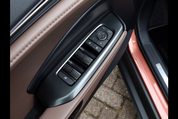 Lexus LBX Elegant 2WD | Advanced Pack | Mark Levinson | 360 Camera