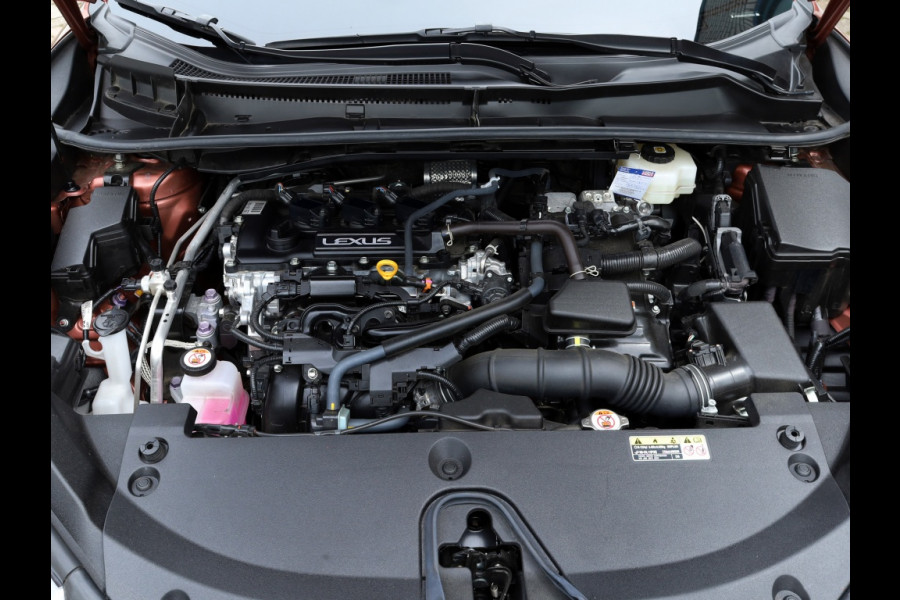Lexus LBX Elegant 2WD | Advanced Pack | Mark Levinson | 360 Camera