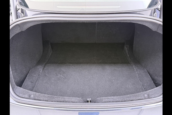 Tesla Model 3 RWD Highland NIEUW MODEL LFP SOH 94% Warmtepomp Entertainment Display Achter FSD 4 Computer AMD Ryzen™ Stoel+Achterbank+Stuurver Lmv Led Elek.Achterklep Draadloos Laden Wifi Dodehoek detector Keyless Fabrieksgarantie tot 17-1-2028/80.000km! Garantie op Accu en Motor tot 17-1-2032/160.000km