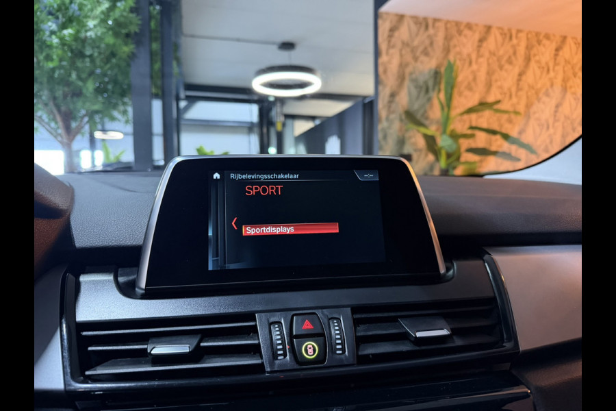 BMW 2 Serie Gran Tourer 218i Executive Edition|Elektrisch Achterklep|LED|Navi|Cruise|PDC