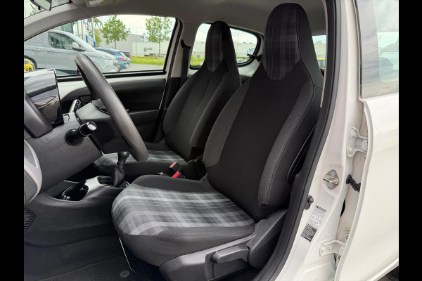 Peugeot 108 1.0 e-VTi Active | LED | Airco | Elektrische ramen | APK | NAP |