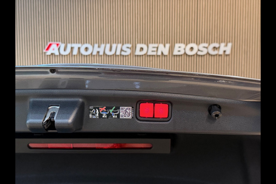 Mercedes-Benz C-Klasse 300 e AMG Line 313PK Pano - Burmester