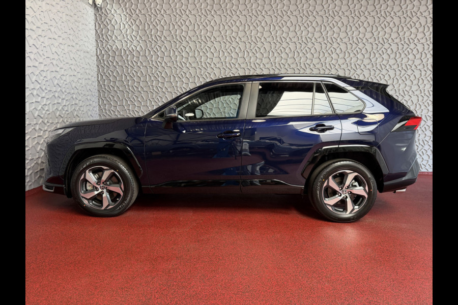 Toyota RAV4 2.5 PHEV AWD 306PK ✅Ongebruikt | Direct rijden✅ | Trekgew. 1500KG | Head-up display | Camera | Full LED | Elektrische achterklep PHEV PLUG IN