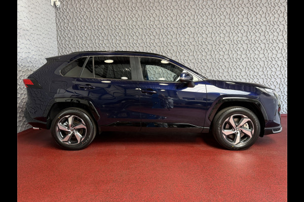Toyota RAV4 2.5 PHEV AWD 306PK ✅Ongebruikt | Direct rijden✅ | Trekgew. 1500KG | Head-up display | Camera | Full LED | Elektrische achterklep PHEV PLUG IN