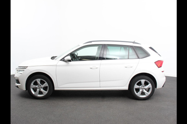 Škoda Kamiq 1.0 TSI Sport Business Climate control Cruise control Achteruitrijcamera Parkeersensoren Keyless Navigatie Apple Carplay/ Android auto Lichtmetalen velgen