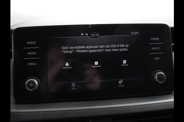 Škoda Kamiq 1.0 TSI Sport Business Climate control Cruise control Achteruitrijcamera Parkeersensoren Keyless Navigatie Apple Carplay/ Android auto Lichtmetalen velgen