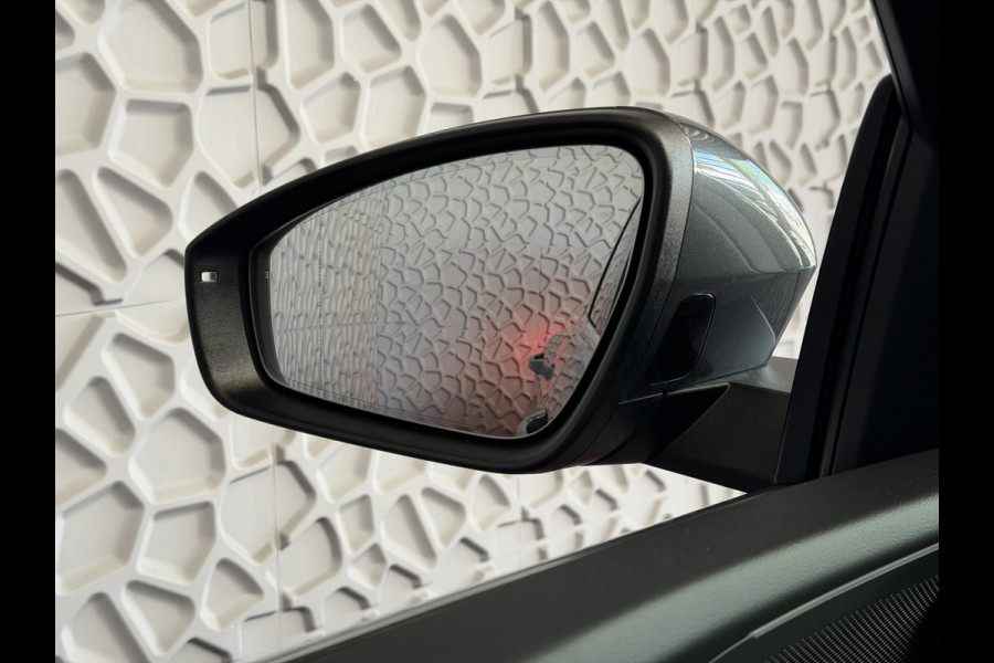 Audi Q5 2.0 TFSI E-HYBRID QUATTRO 300 PK S-EDITION PANO LEER 360CAM PAS.DISPLAY TREKHAAK MATRIXX LED ELEK.STOEL.