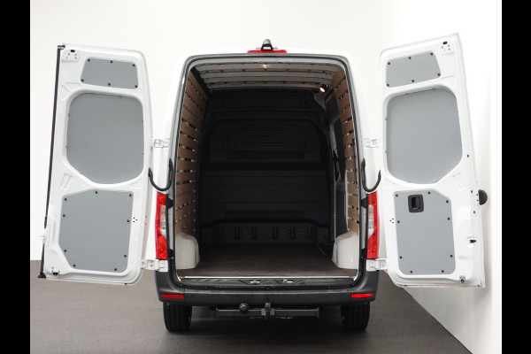 Mercedes-Benz Sprinter 315 1.9 CDI L2H2 RWD Automaat Airco Trekhaak Camera Navigatie