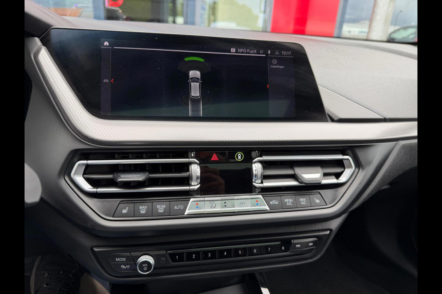 BMW 1-serie 116i Executive Edition M-Pakket Panorama