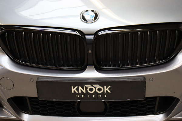 BMW 6 Serie Gran Turismo 630i High Executive M Sport Pakket Automaat / Live Cockpit Professional / Panoramadak / Trekhaak / Comfortstoelen / Active Steering / Niveauregeling / Stoelventilatie / Driving Assistant Plus / Harman Kardon / Parkeerhulpsysteem Plus / Head-Up Display