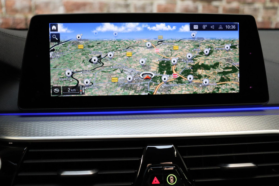 BMW 6 Serie Gran Turismo 630i High Executive M Sport Pakket Automaat / Live Cockpit Professional / Panoramadak / Trekhaak / Comfortstoelen / Active Steering / Niveauregeling / Stoelventilatie / Driving Assistant Plus / Harman Kardon / Parkeerhulpsysteem Plus / Head-Up Display