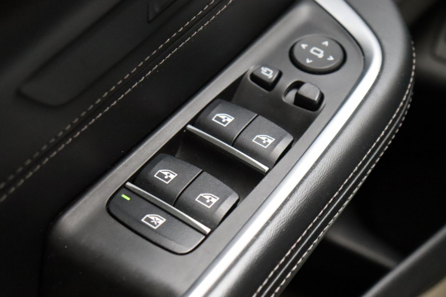 BMW 6 Serie Gran Turismo 630i High Executive M Sport Pakket Automaat / Live Cockpit Professional / Panoramadak / Trekhaak / Comfortstoelen / Active Steering / Niveauregeling / Stoelventilatie / Driving Assistant Plus / Harman Kardon / Parkeerhulpsysteem Plus / Head-Up Display