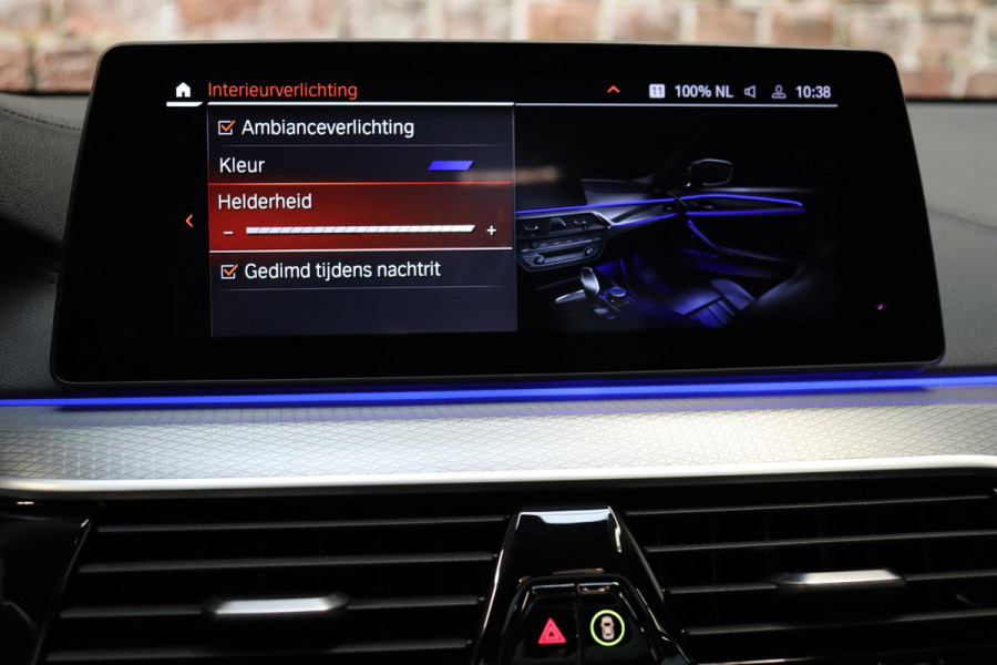BMW 6 Serie Gran Turismo 630i High Executive M Sport Pakket Automaat / Live Cockpit Professional / Panoramadak / Trekhaak / Comfortstoelen / Active Steering / Niveauregeling / Stoelventilatie / Driving Assistant Plus / Harman Kardon / Parkeerhulpsysteem Plus / Head-Up Display