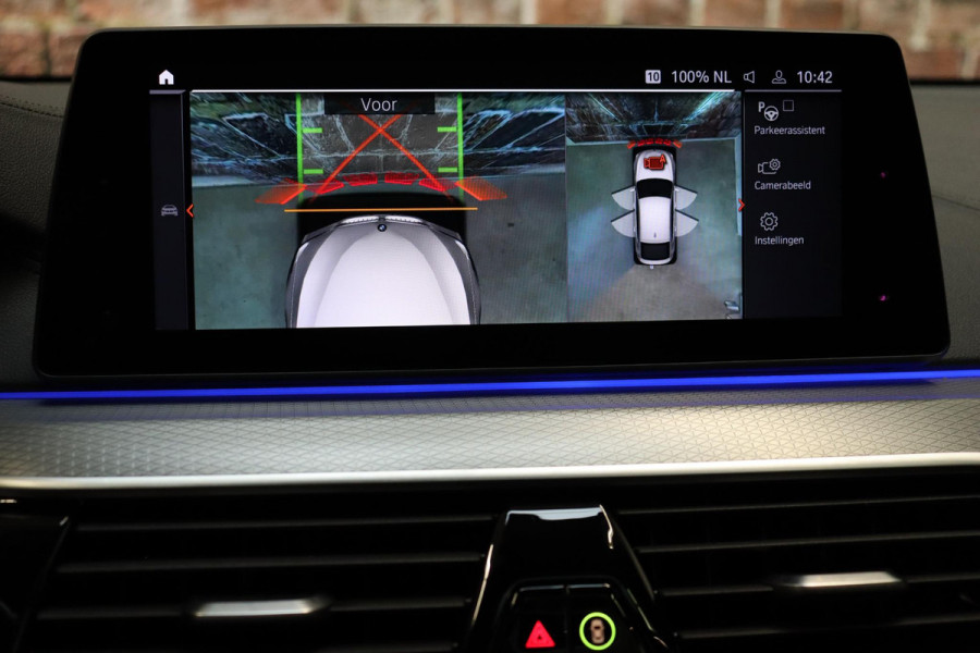 BMW 6 Serie Gran Turismo 630i High Executive M Sport Pakket Automaat / Live Cockpit Professional / Panoramadak / Trekhaak / Comfortstoelen / Active Steering / Niveauregeling / Stoelventilatie / Driving Assistant Plus / Harman Kardon / Parkeerhulpsysteem Plus / Head-Up Display