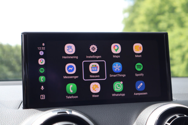 Audi Q2 30 TFSI | Black Edition | Panoramadak | Virtual cockpit |