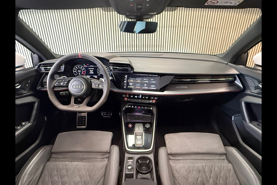Audi RS 3 SPORTBACK 2.5 TFSI RS3 QUATTRO 400PK PANO LED CAM ADAPT CRUISE CLIMATE CONTROL
