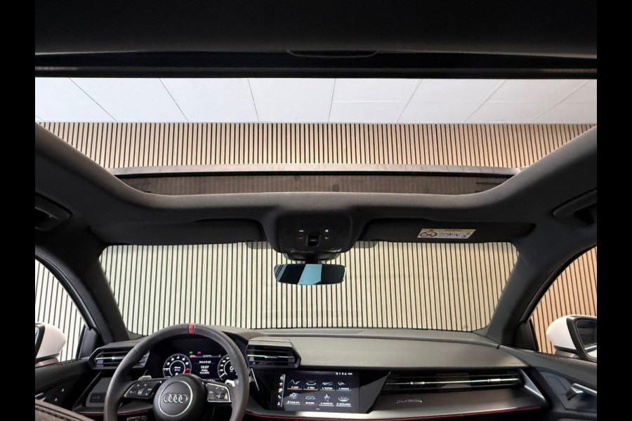 Audi RS 3 SPORTBACK 2.5 TFSI RS3 QUATTRO 400PK PANO LED CAM ADAPT CRUISE CLIMATE CONTROL