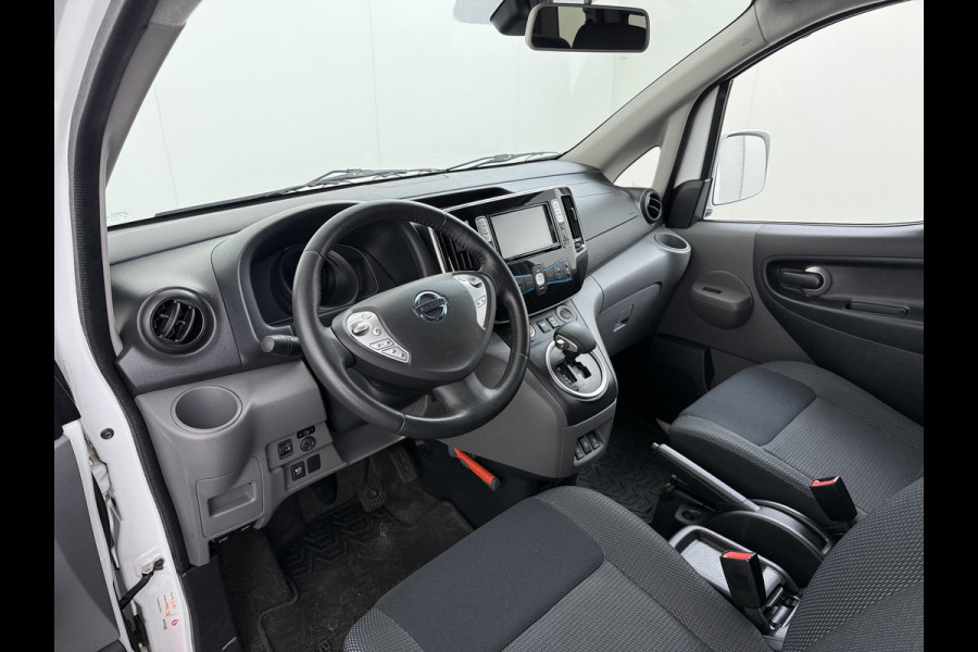 Nissan e-NV200 Evalia 7-Persoons SOH 93% 40kWh Camera Navi Stoel+Stuurverwarming Cruise Control Ecc Connect Edition Schuifdeuren Privacy Glas Lmv Regen+Lichtsensor Isofix Keyless 1e Eigenaar Origineel Nederlandse Bus
