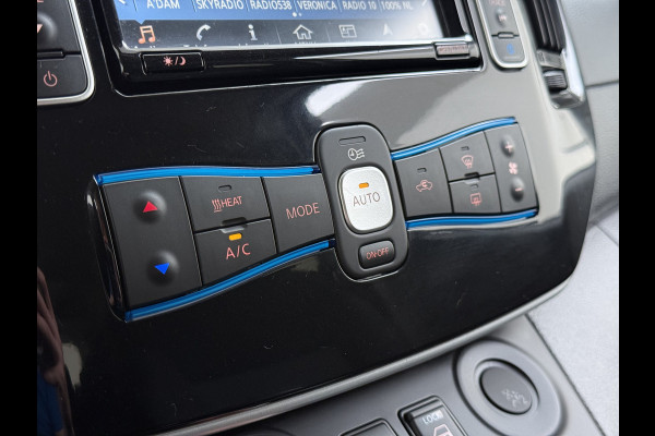 Nissan e-NV200 Evalia 7-Persoons SOH 93% 40kWh Camera Navi Stoel+Stuurverwarming Cruise Control Ecc Connect Edition Schuifdeuren Privacy Glas Lmv Regen+Lichtsensor Isofix Keyless 1e Eigenaar Origineel Nederlandse Bus