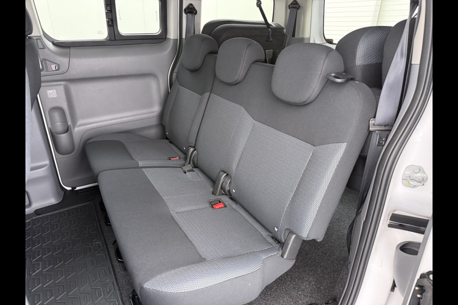 Nissan e-NV200 Evalia 7-Persoons SOH 93% 40kWh Camera Navi Stoel+Stuurverwarming Cruise Control Ecc Connect Edition Schuifdeuren Privacy Glas Lmv Regen+Lichtsensor Isofix Keyless 1e Eigenaar Origineel Nederlandse Bus