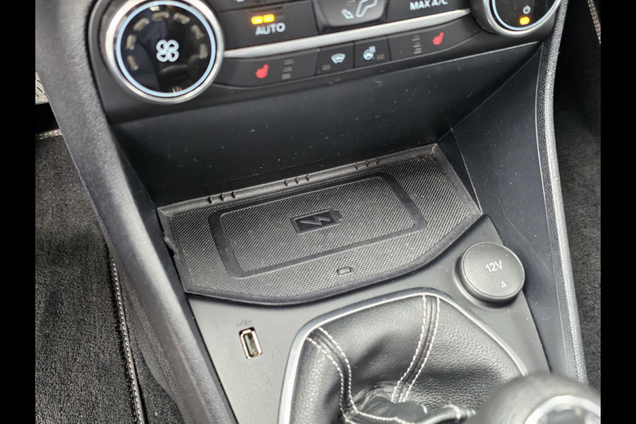 Ford Fiesta 1.0 EcoBoost Titanium Winter Pack | Cruise Control | Draadloos laden telefoon | PDC | Apple carplay/Android auto etc.