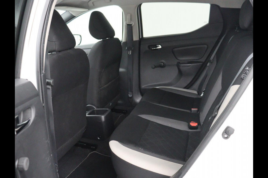 Nissan Micra 0.9 IG-T N-Connecta | Camera | Cruise control | Climate control | Parkeerhulp | Navigatie | Bluetooth | 16" velgen | Getint glas | Origineel NL