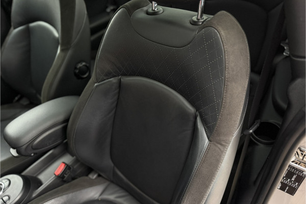 MINI 3-deurs 2.0 Cooper S | JCW-Pakket | Full Option | Pano | Verlaagd | JCW Pro-Uitlaat | PPF
