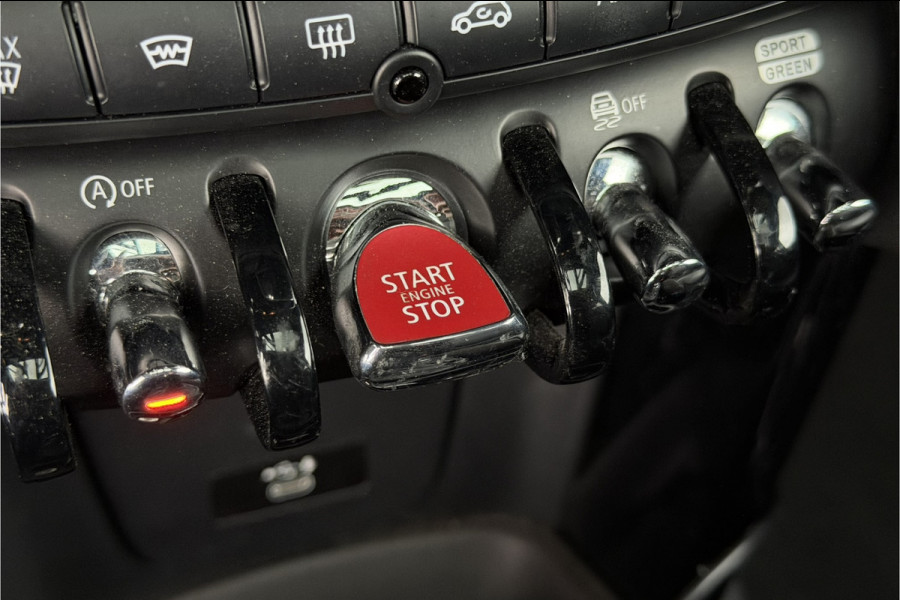MINI 3-deurs 2.0 Cooper S | JCW-Pakket | Full Option | Pano | Verlaagd | JCW Pro-Uitlaat | PPF