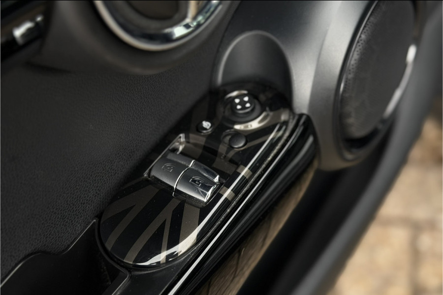 MINI 3-deurs 2.0 Cooper S | JCW-Pakket | Full Option | Pano | Verlaagd | JCW Pro-Uitlaat | PPF